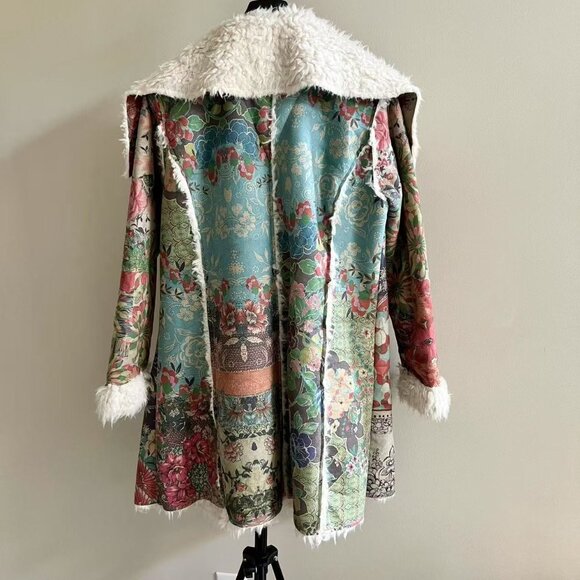NWOT Johnny Was Sherpa Fur & Faux Suede Floral Coat Jacket Zipper Pockets Size L - Picture 2 of 13